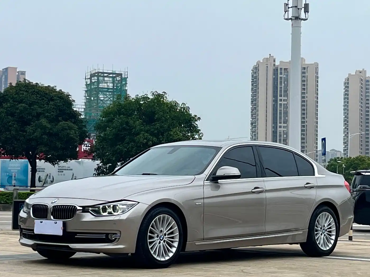 BMW 3 Series 2015 320Li Super Joy Luxury Design Package