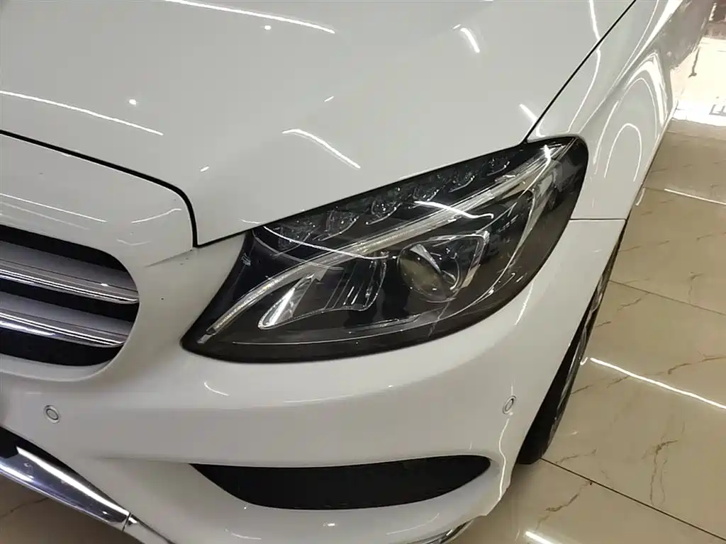 Mercedes-Benz C-Class 2017 C 200 L Sport фото 24