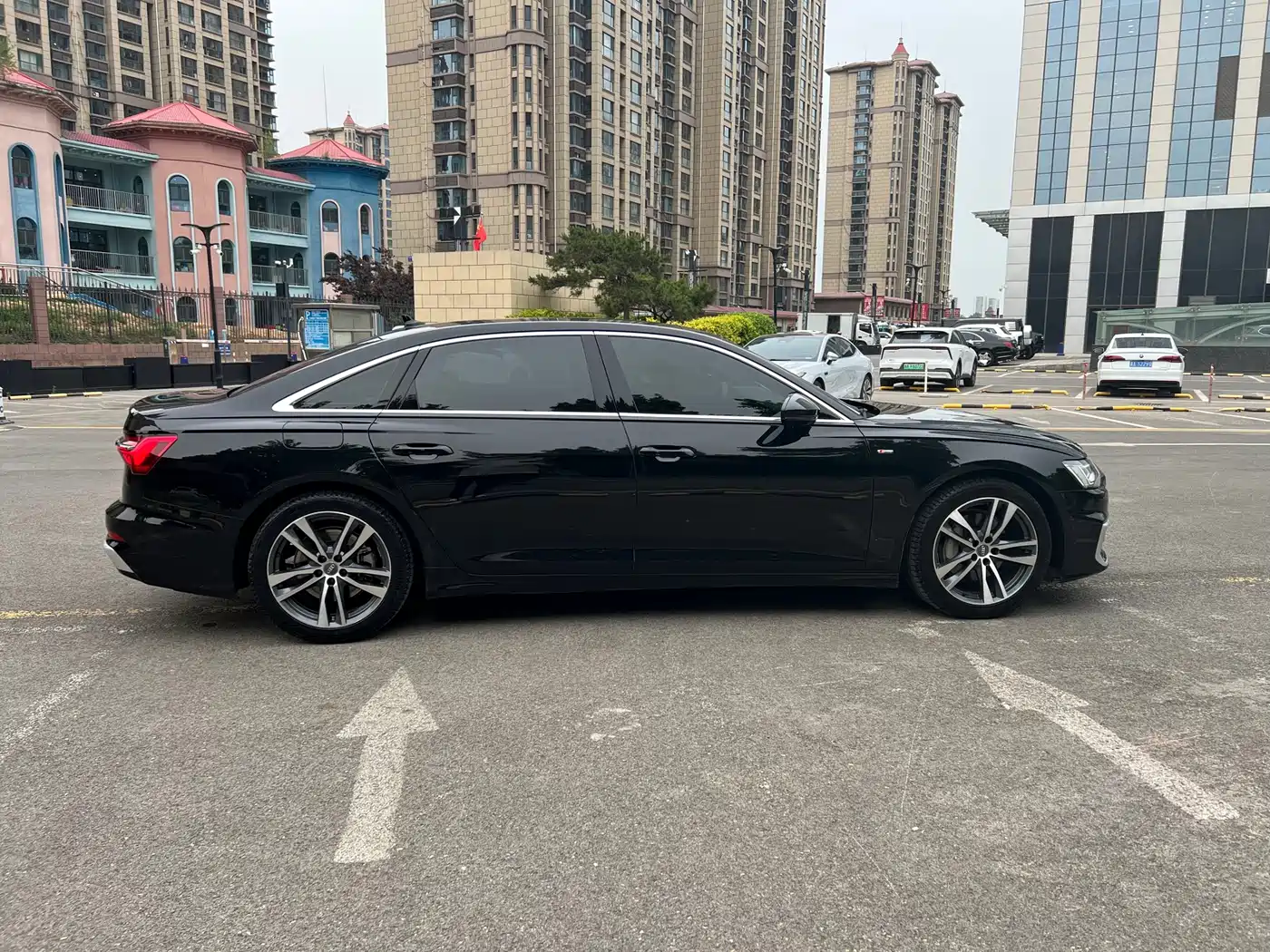Audi A6L 2021 40 TFSI Luxury Sport фото 8