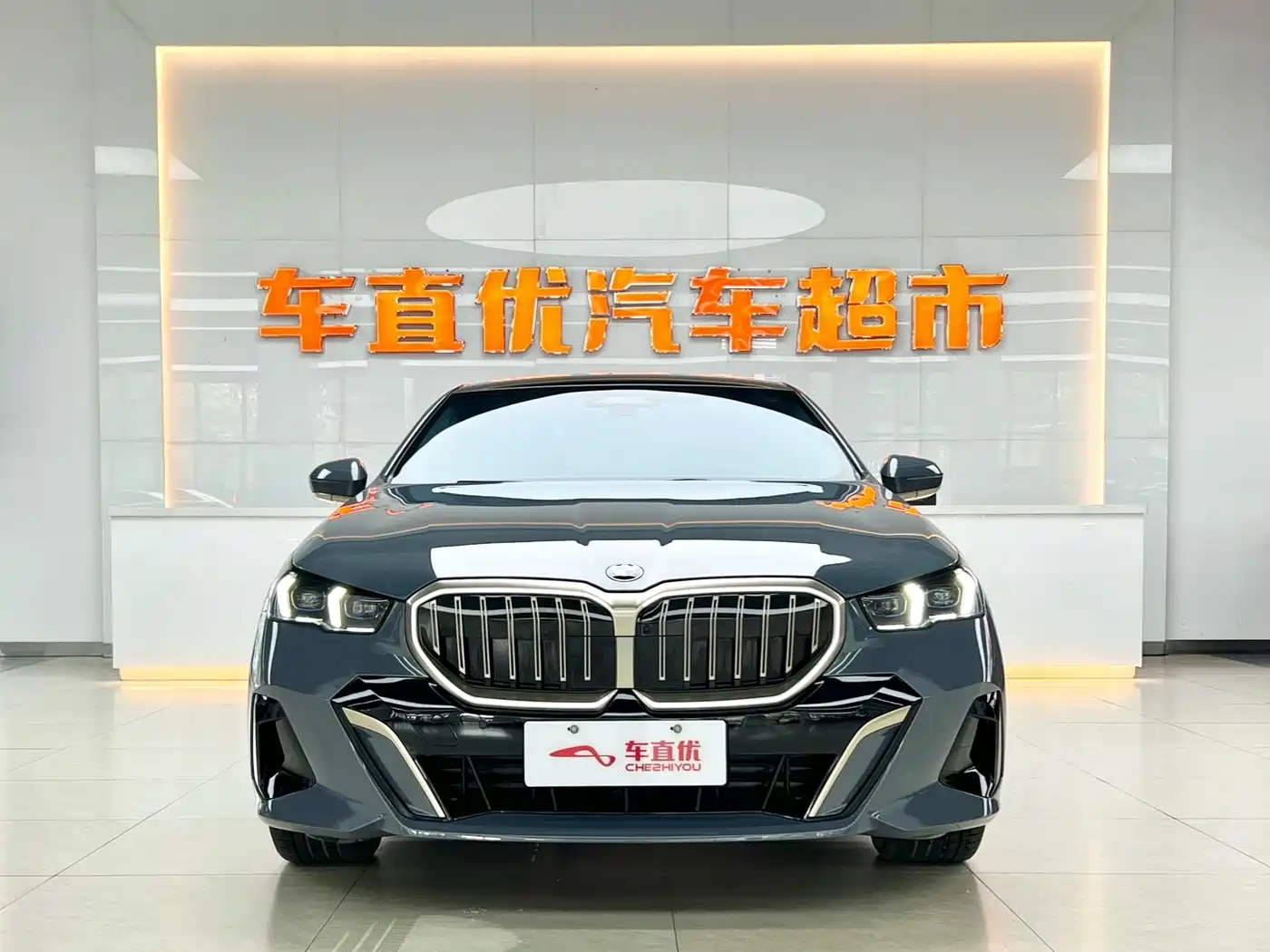 BMW 5 Series 2024 530Li Premium M Sport Package фото 3