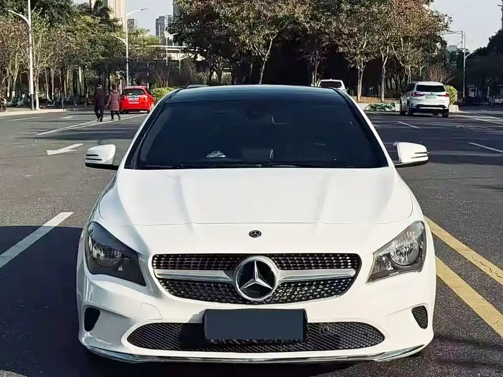 Mercedes-Benz CLA (Import) 2017 Facelift CLA 200 Style фото 2