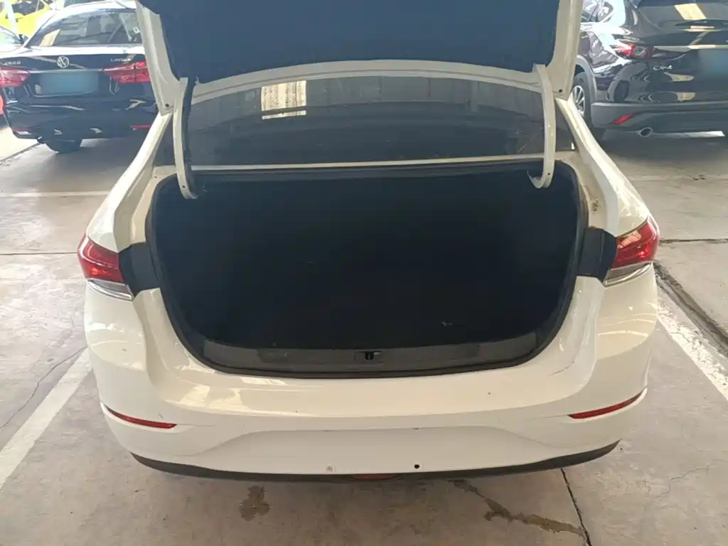 Фото 19 - Buick Excelle
