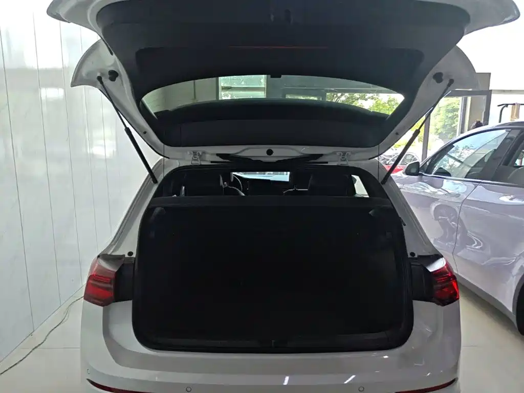 Volkswagen Golf 2024 2023 Facelift 280TSI DSG R-Line Lite