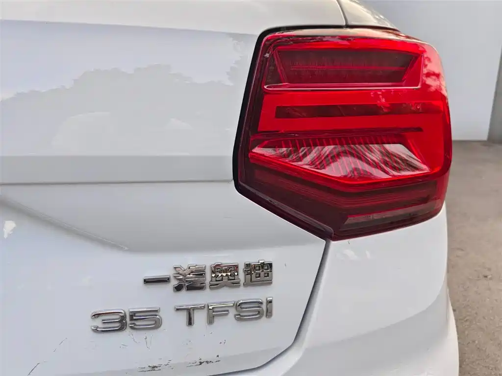 Audi Q2L 2022 35 TFSI Fashion Dynamic фото 18