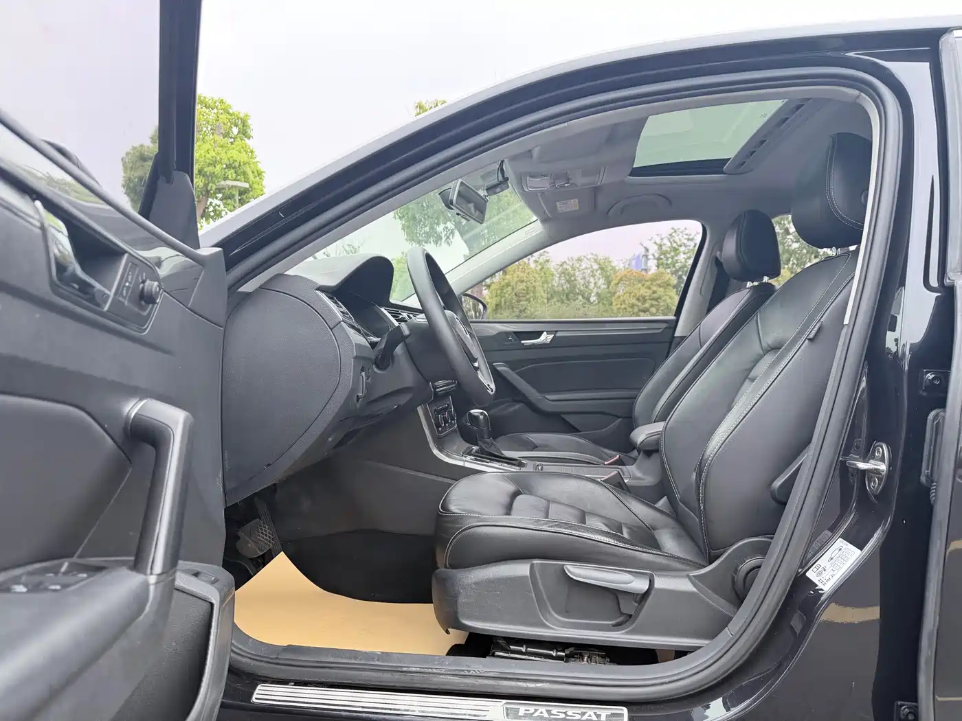 Volkswagen Passat 2017 330TSI DSG Prestige фото 4