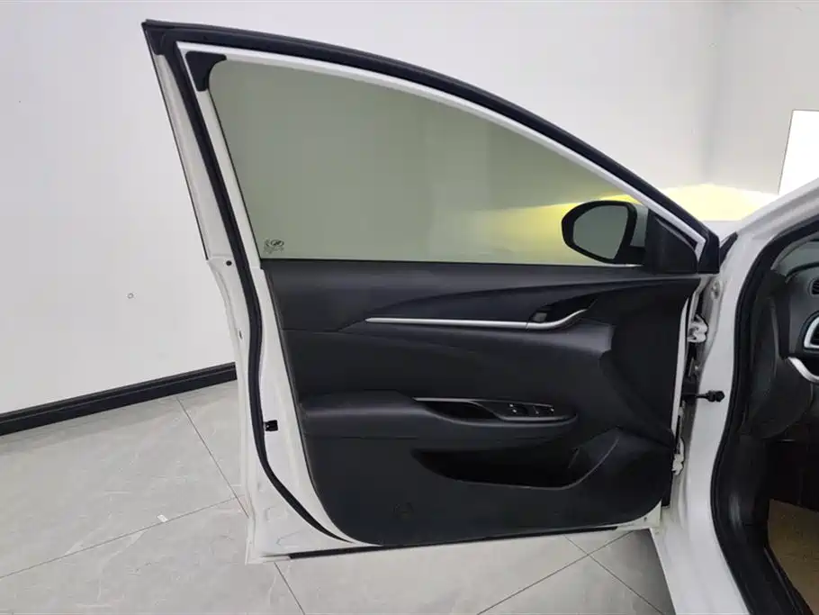 Buick Excelle 2019 18T Auto Connected Elite China VI фото 7