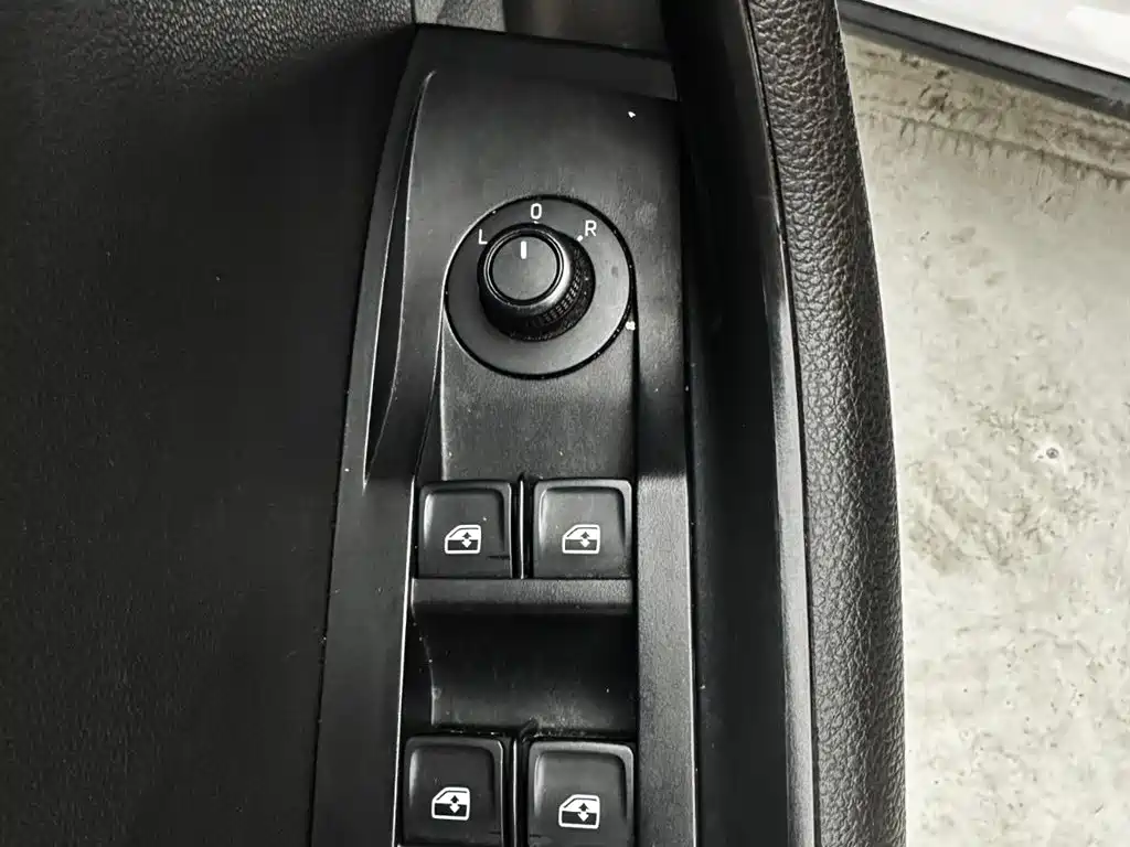 Škoda Kamiq 2022 1.5L Automatic Comfort Edition фото 19