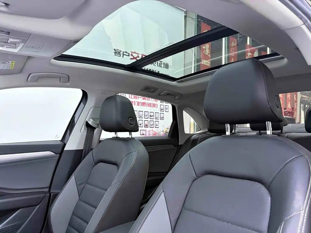 Volkswagen Sagitar 2020 280TSI DSG Luxury China VI 24