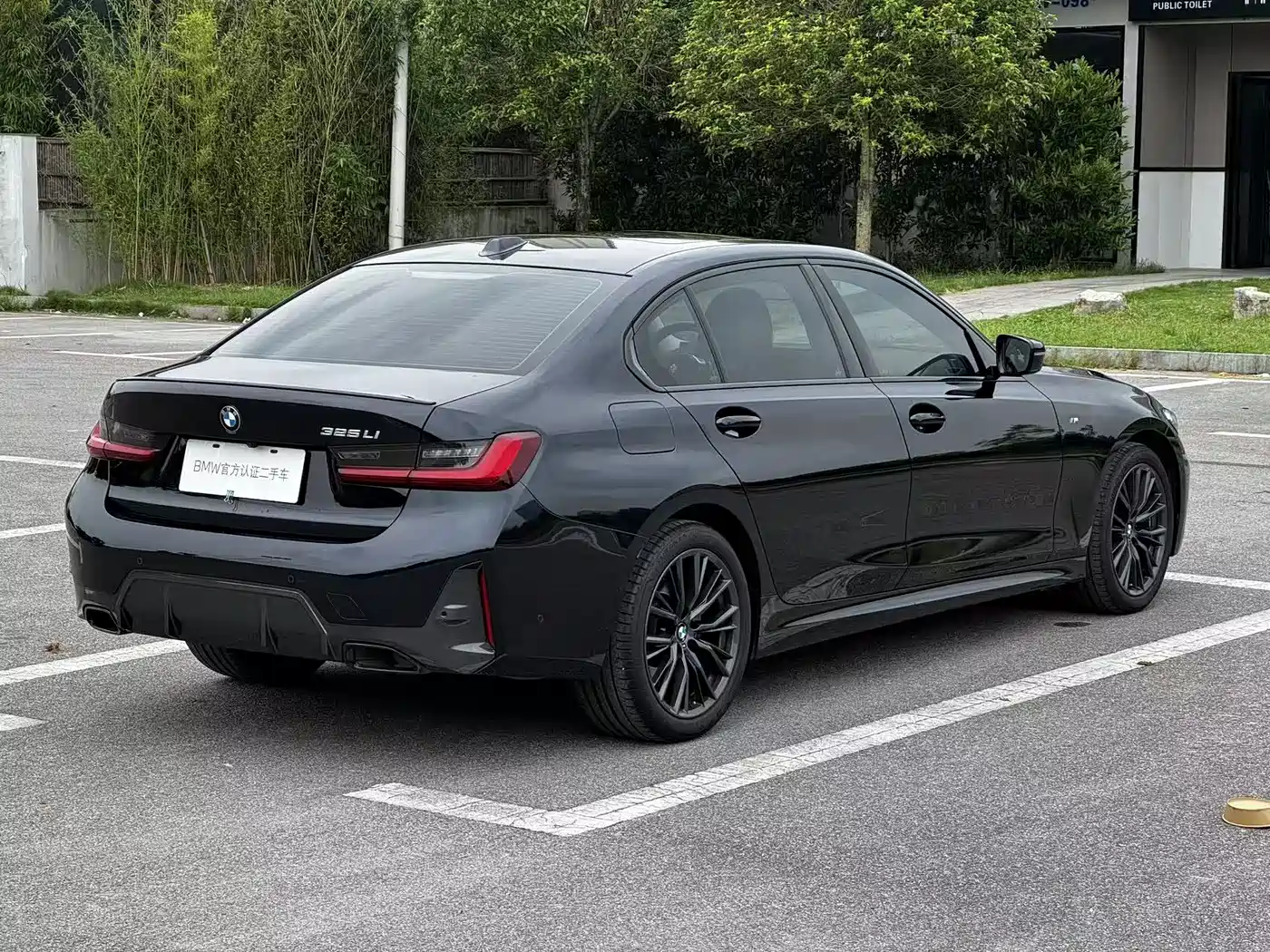 BMW 3 Series 2024 325Li M Sport Shadowline Package фото 10