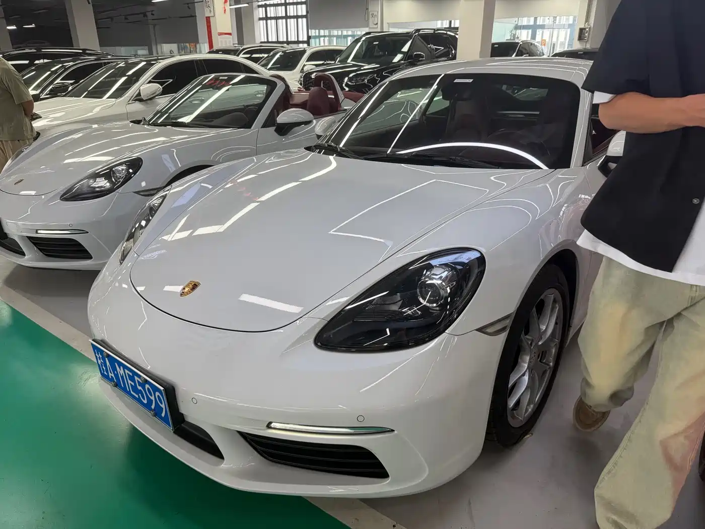 Porsche 718 2018 Cayman 2.0T