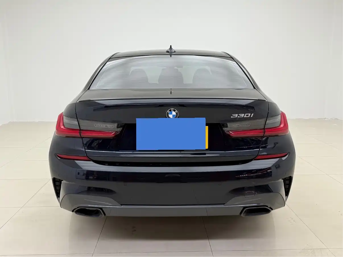 BMW 3 Series 2020 330i M Sport Blackout Package фото 5