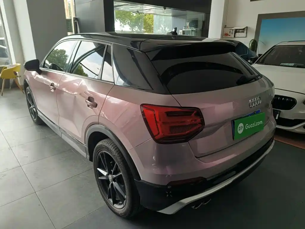 Audi Q2L 2019 2018 35 TFSI Launch Exclusive Edition China VI