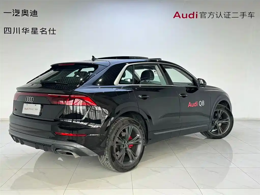 Audi Q8 2024 55 TFSI Luxury Sport фото 4