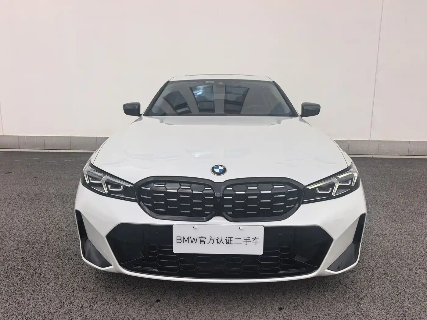 BMW 3 Series 2023 325Li M Sport Black Night Package фото 2