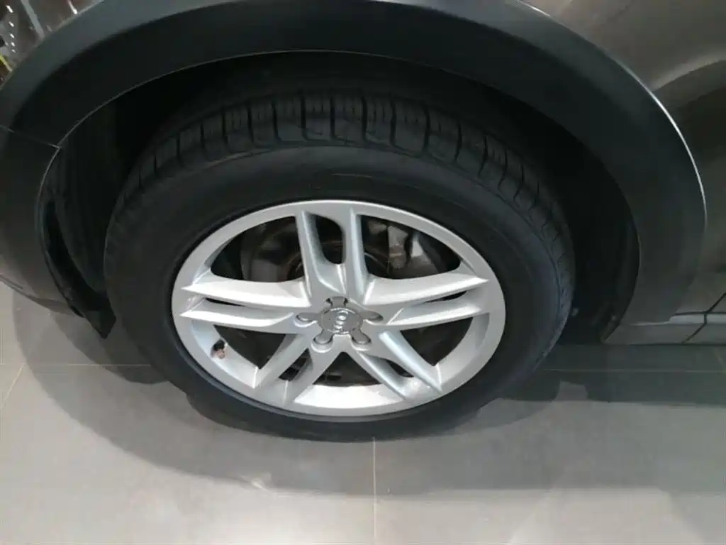 Audi Q5 2017 40 TFSI Comfort фото 23