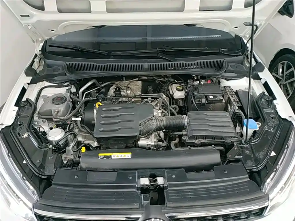 Volkswagen Lavida 2025 New Edge 1.5L Outstanding New Ease фото 20