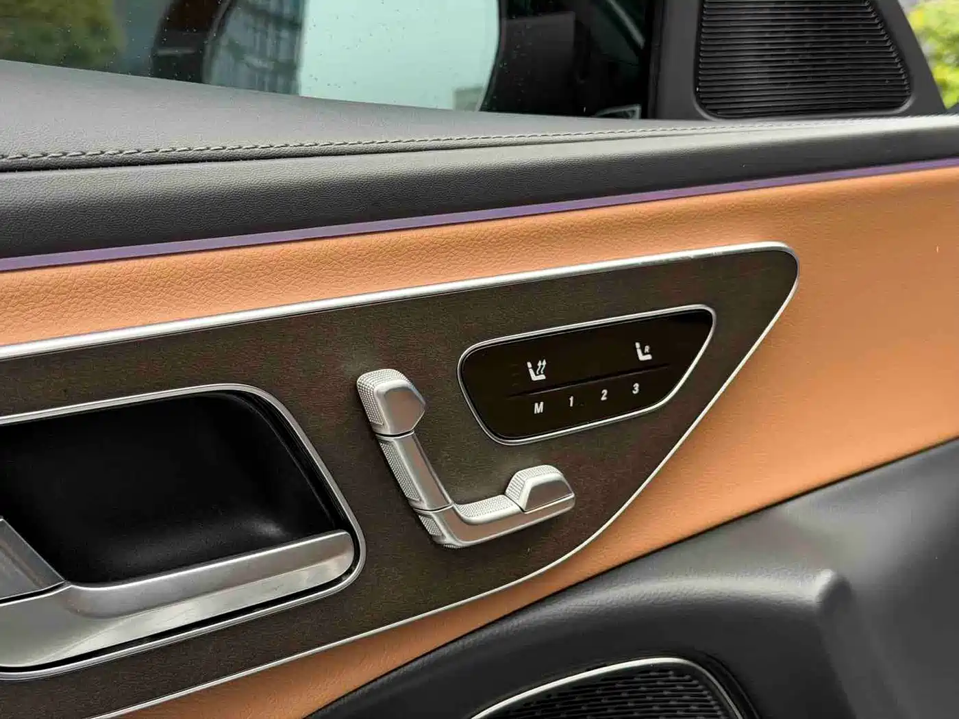 Mercedes-Benz E-Class 2025 E 300 L Fashion фото 8