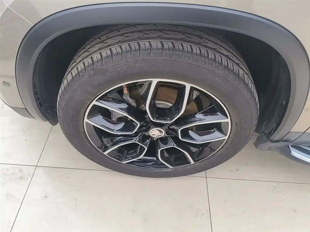 Škoda Kodiaq 2019 Facelift TSI330 7-Seater 2WD Luxury Premium Edition China VI фото 23