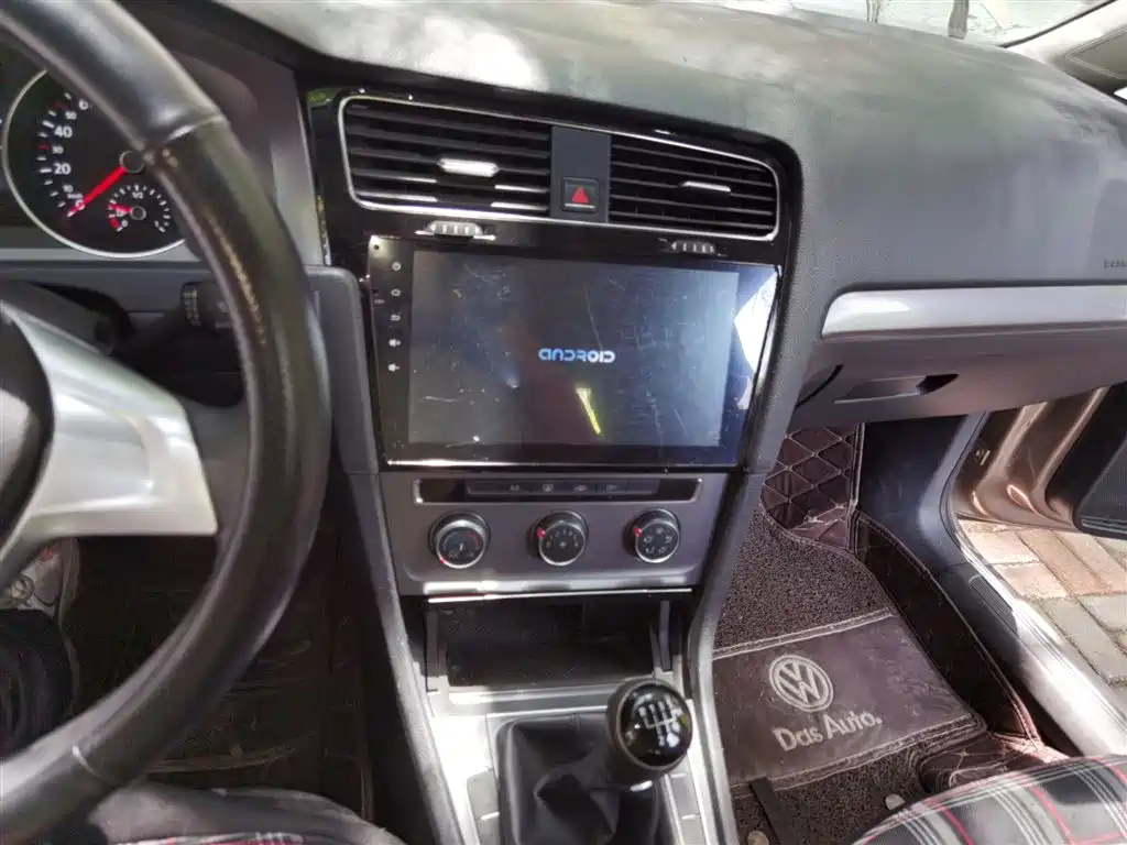 Volkswagen Golf 2016 1.6L Manual Fashion фото 6