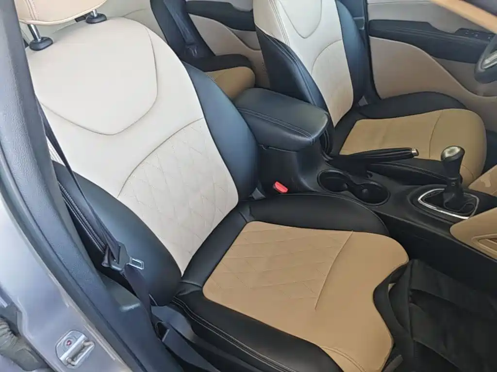 Fiat Viaggio 2014 2012 1.4T Manual Joy Edition