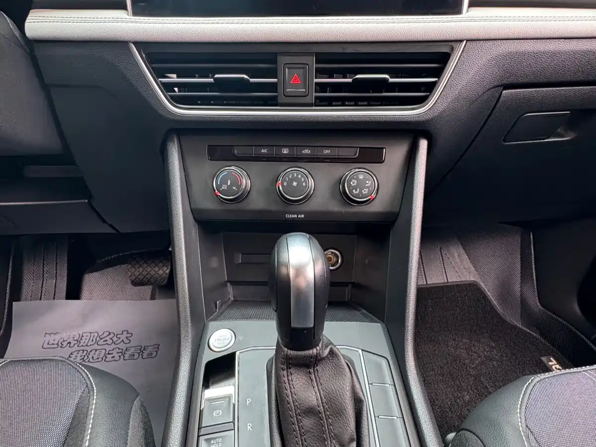 Volkswagen Tiguan L 2023 330TSI Auto 2WD Comfort Edition фото 10