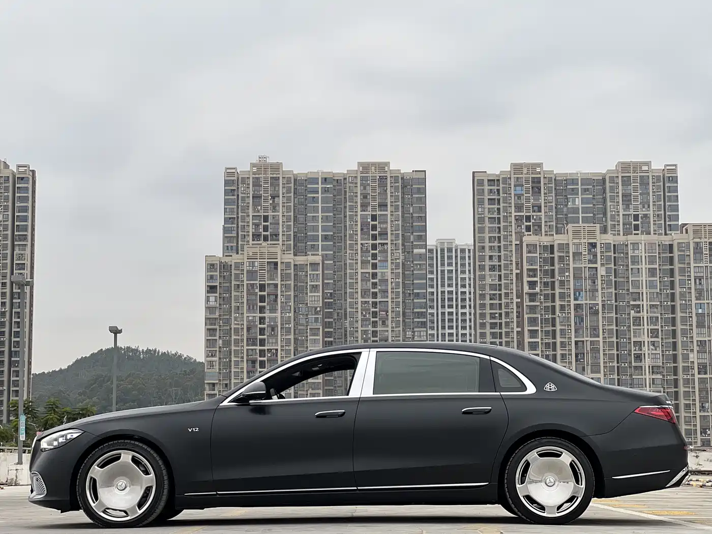MERCEDES-BENZ MAYBACH S-CLASS