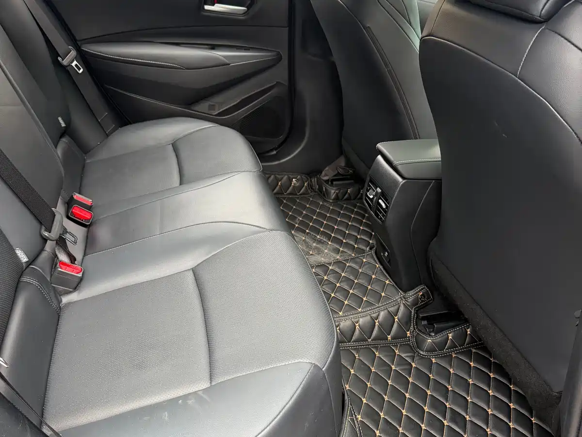 Toyota Levin 2021 185T CVT Luxury Edition фото 11