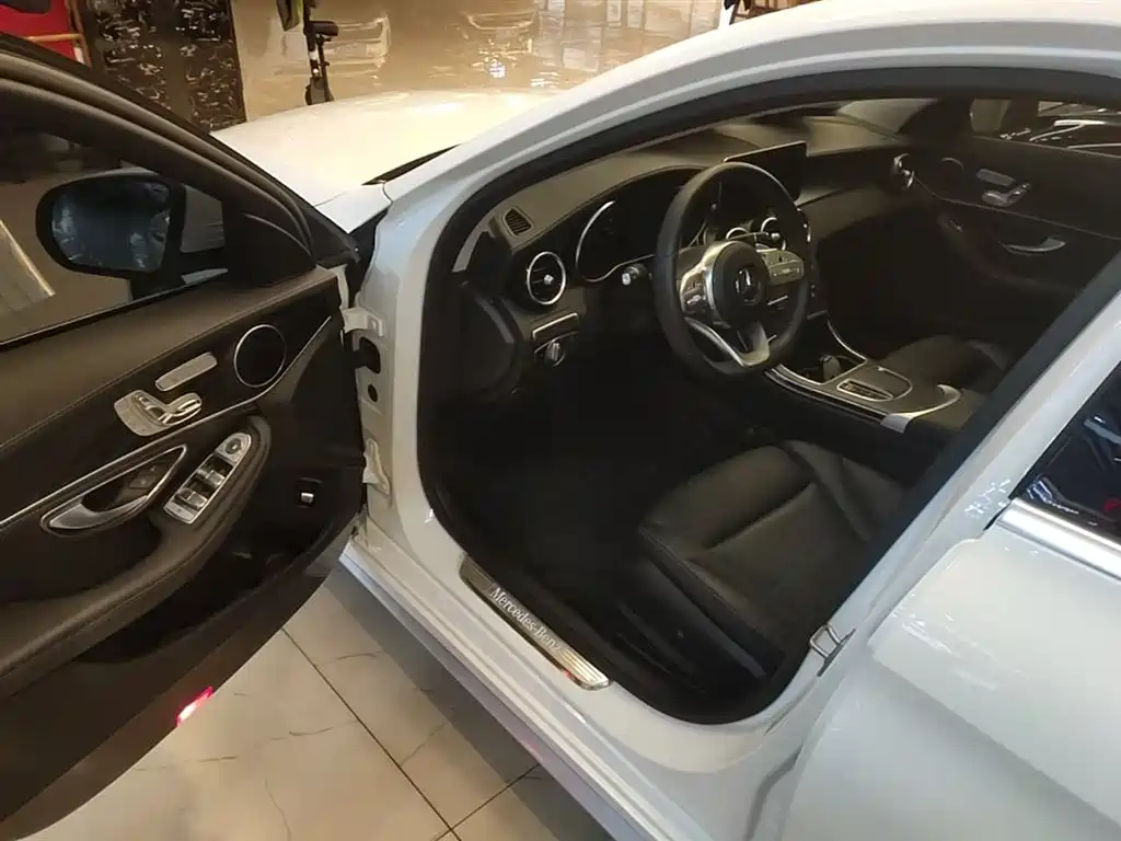 Mercedes-Benz C-Class 2020 Facelift C 260 L Sport фото 16