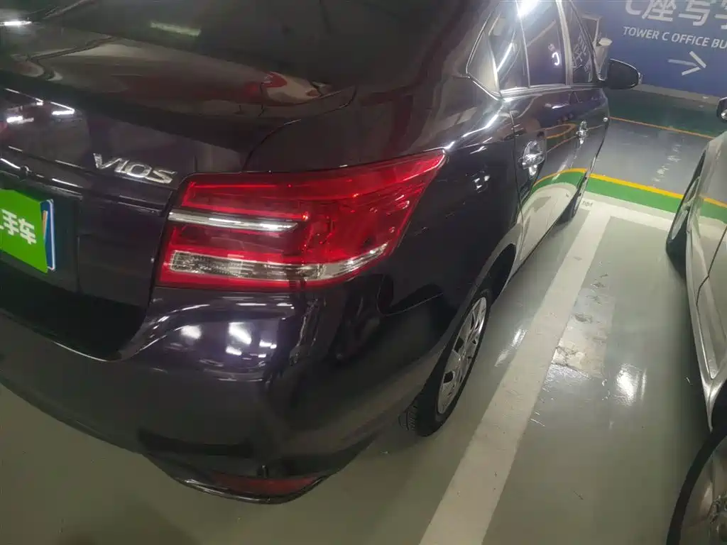 Toyota Vios 2017 1.3L CVT Sharp фото 8