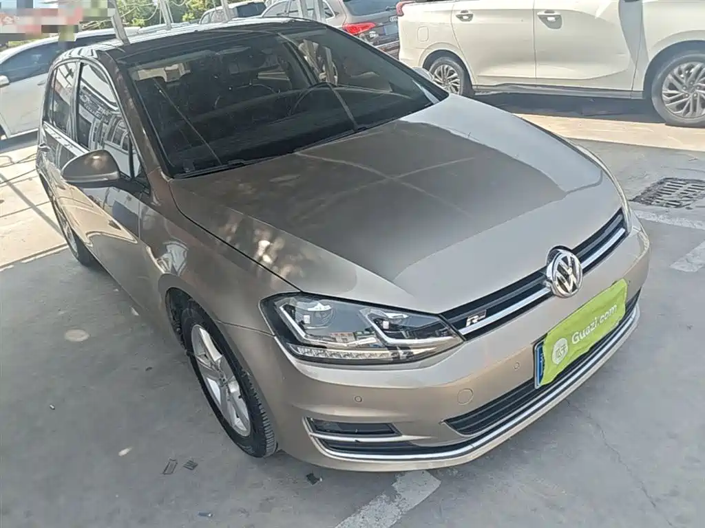 Volkswagen Golf 2015 1.4TSI Automatic Luxury фото 4