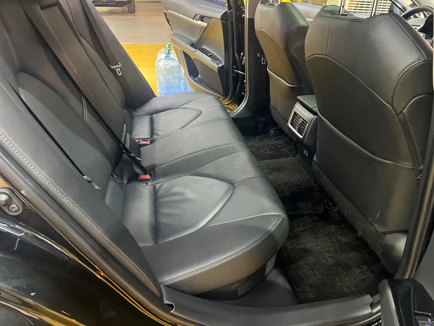 Toyota Camry 2021 Hybrid 2.5HG Luxury Edition фото 12