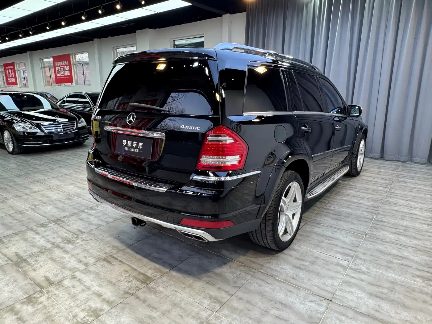 Mercedes-Benz GL-Class фото 6