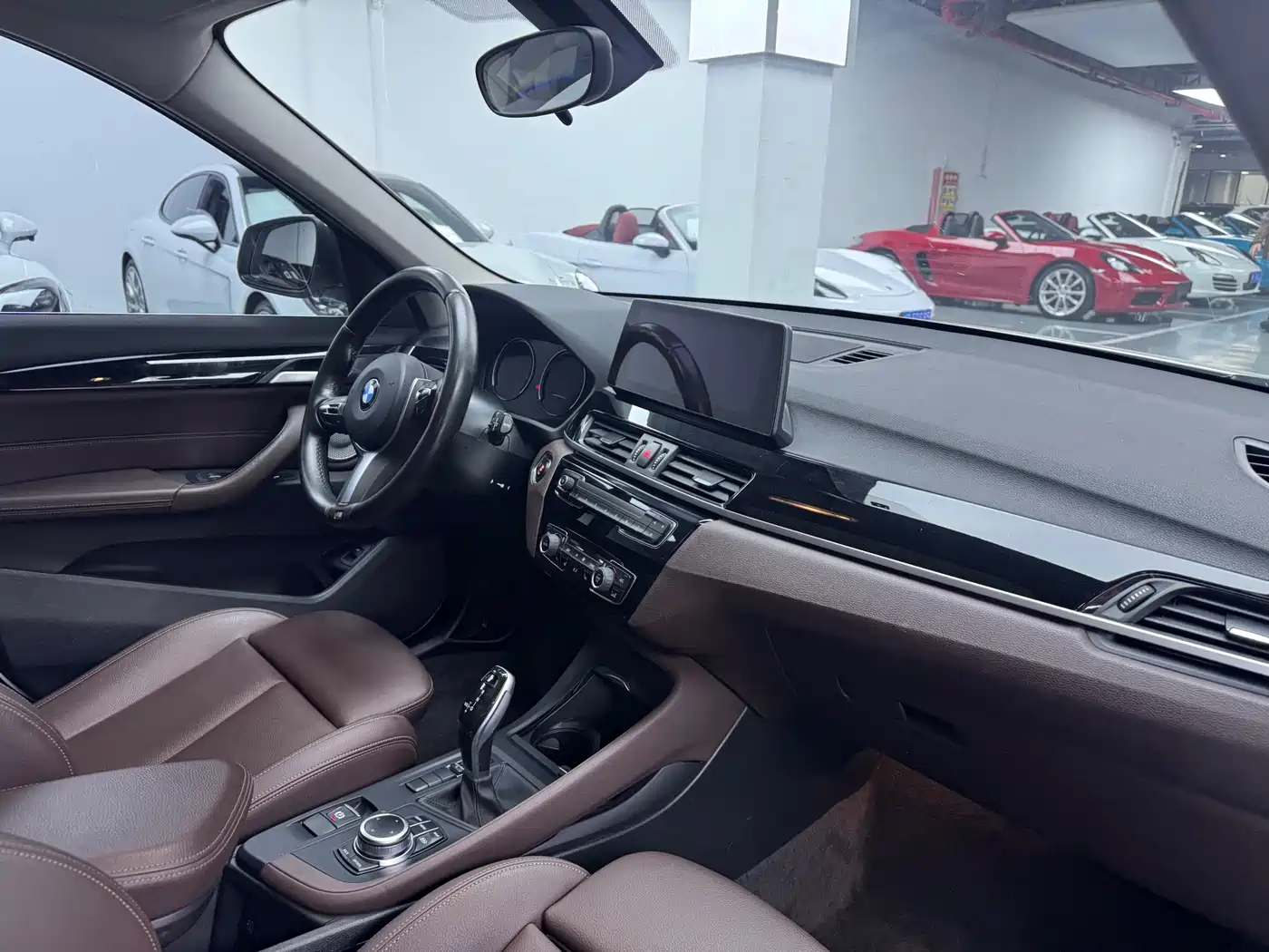 BMW X1 2022 sDrive25Li Leading фото 15