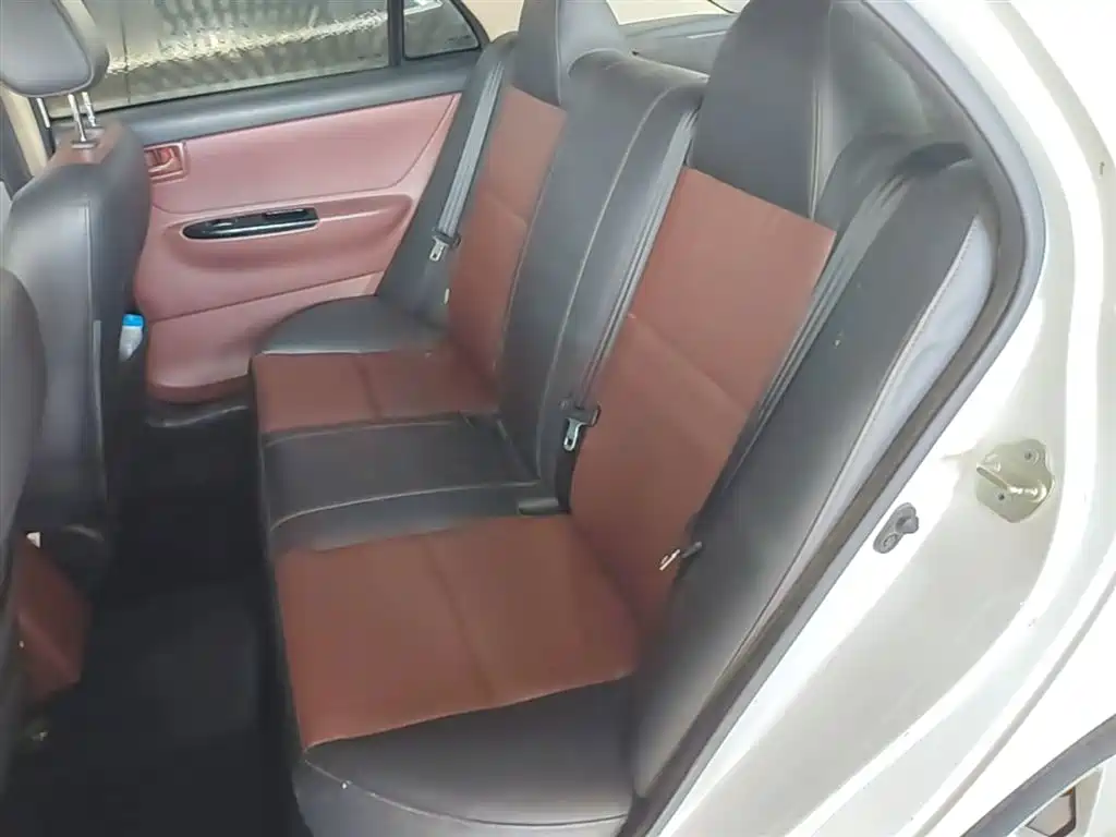 BYD F3 2012 Energy-saving Edition 1.5L Manual Comfort фото 17