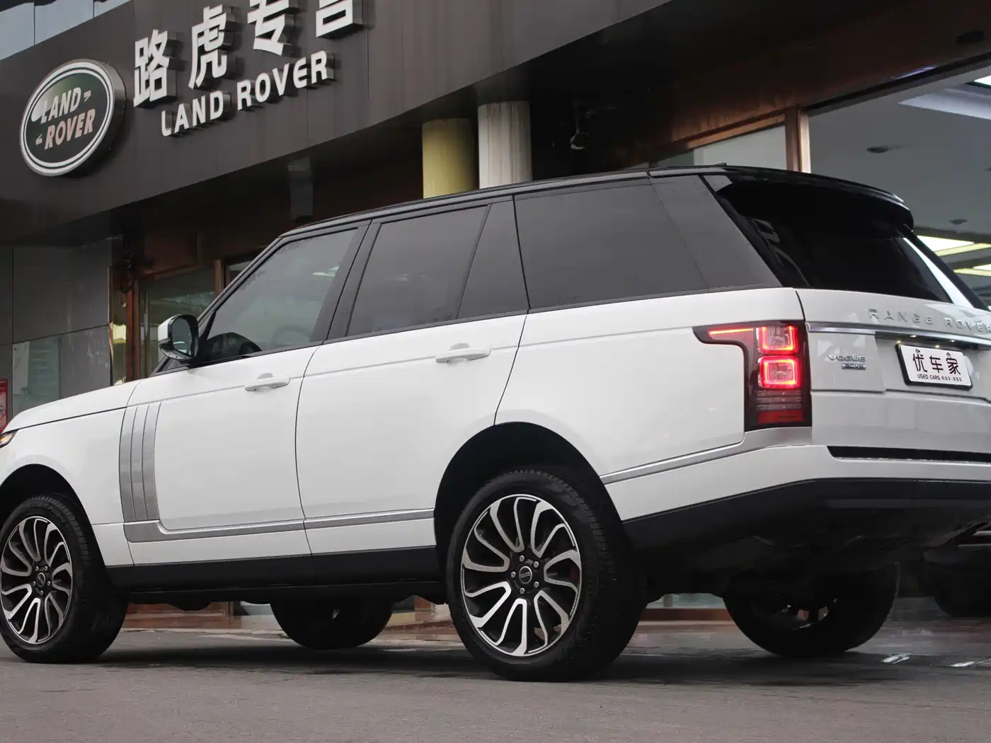 Land Rover Range Rover 2017 3.0 SC V6 Vogue фото 4