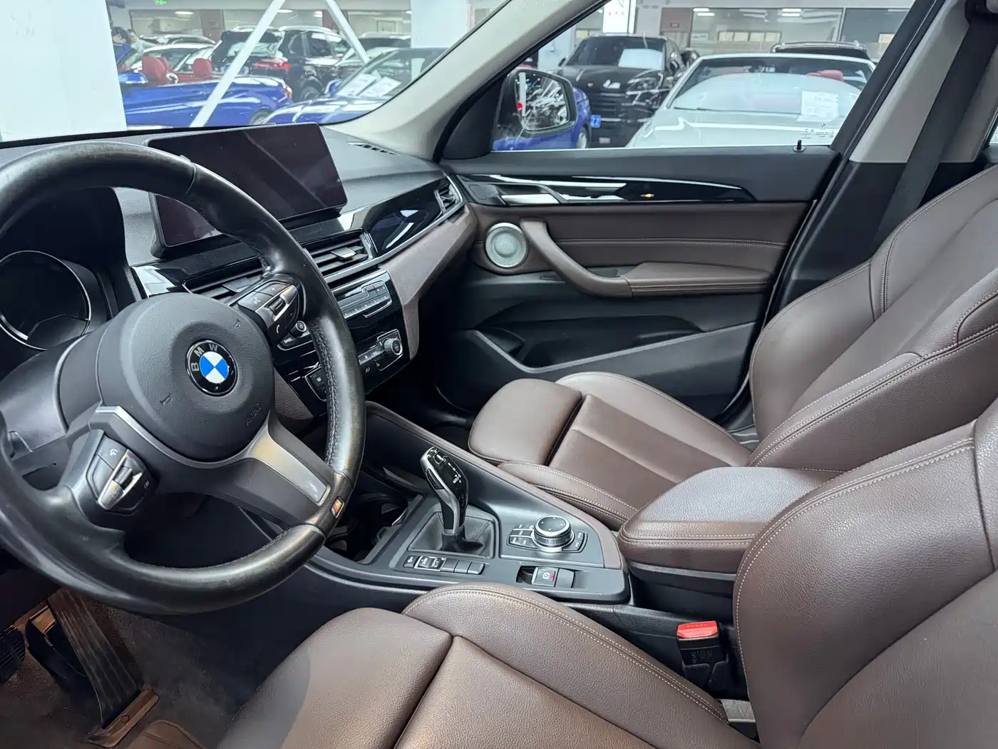 BMW X1 2022 sDrive25Li Leading фото 6