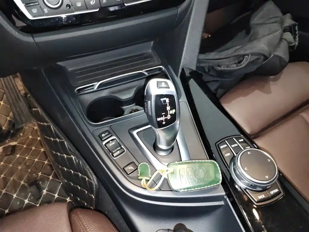 BMW 3 Series 2019 320Li Fashion Type фото 14