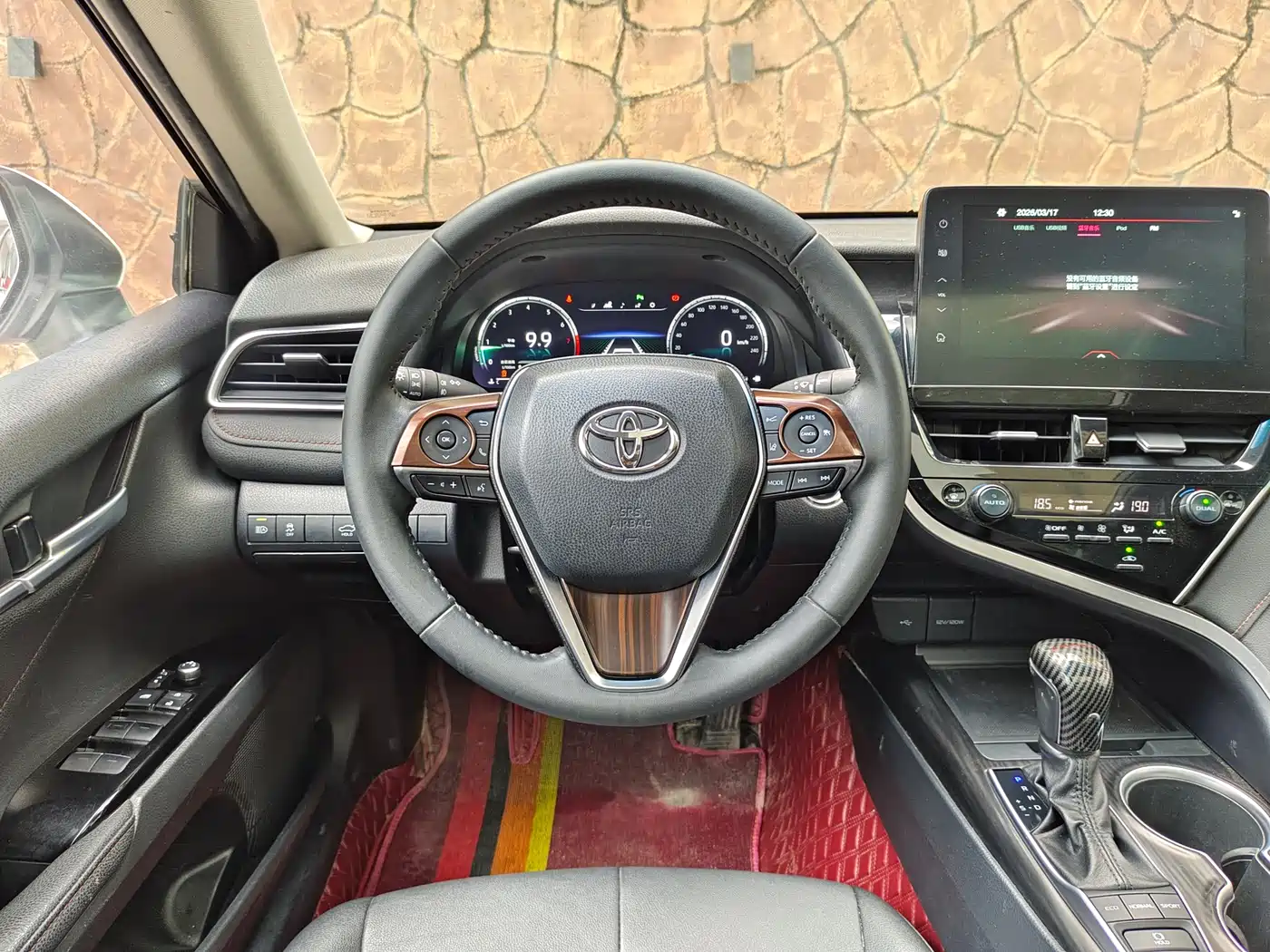 Toyota Camry 2021 2.5G Luxury Edition фото 12