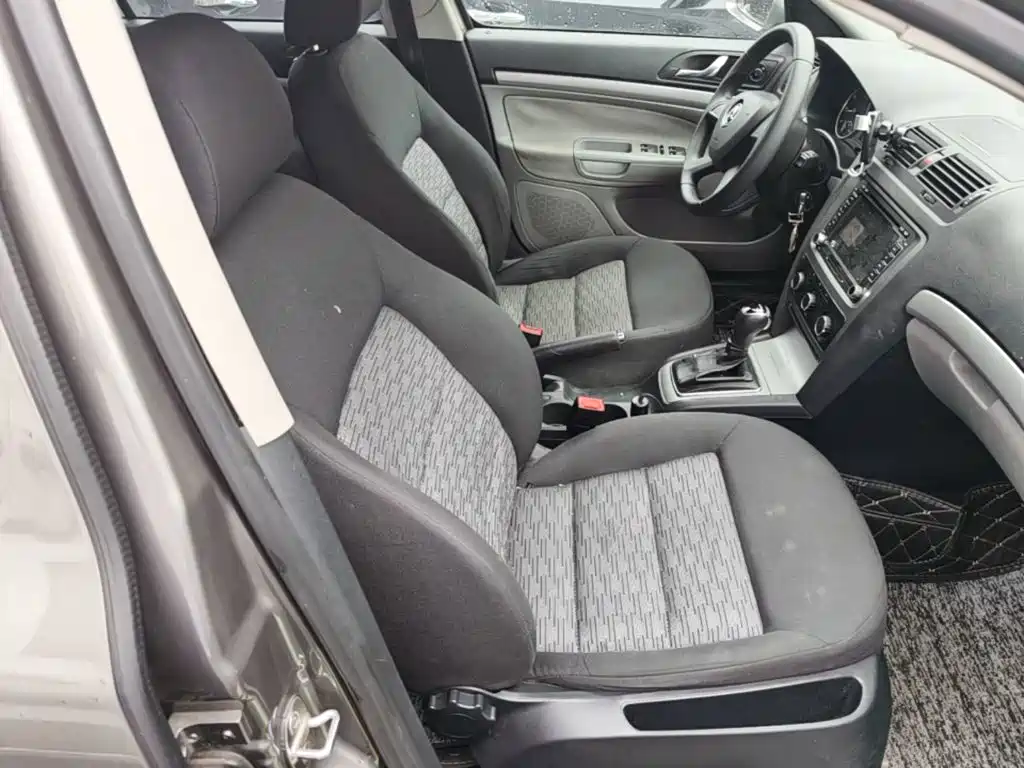 صورة 19 - Škoda Octavia