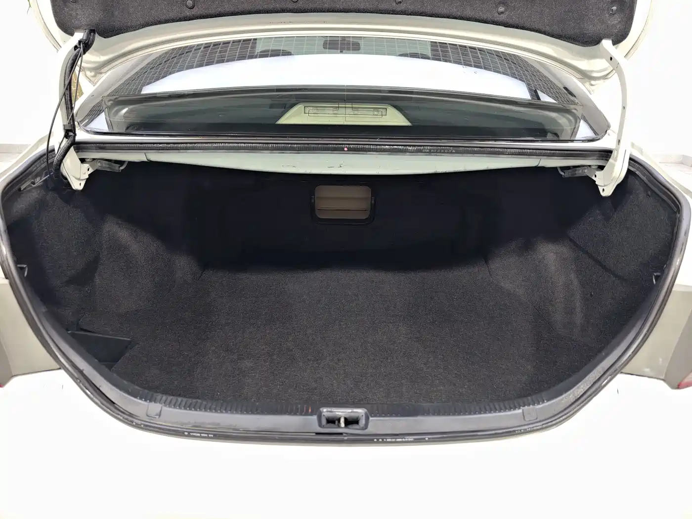 Toyota Camry 2013 200G Classic Luxury Edition фото 28