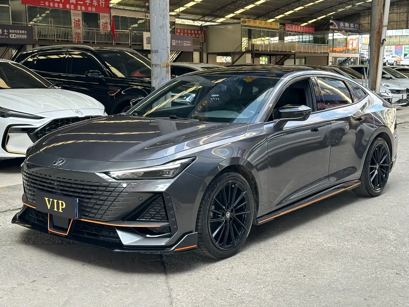 CHANGAN UNI-V