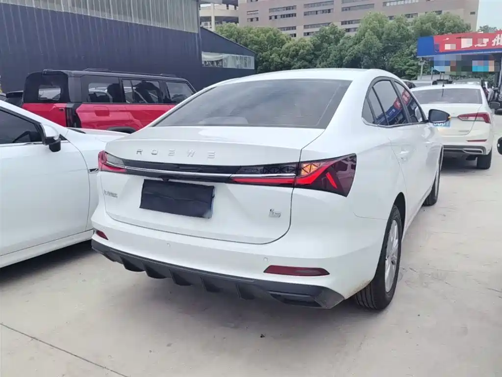 Roewe i5 2026 2026 1.5L CVT Luxury