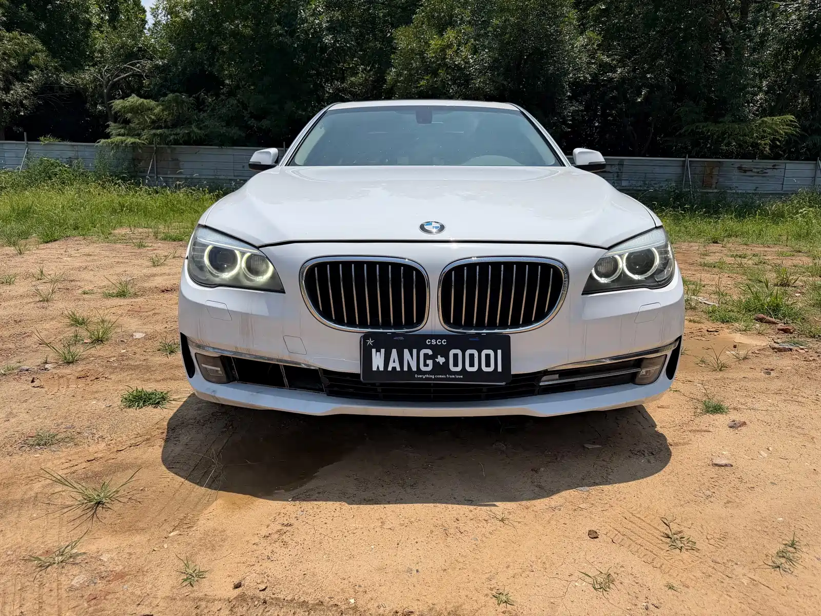 Photo 2 - BMW 7 Series