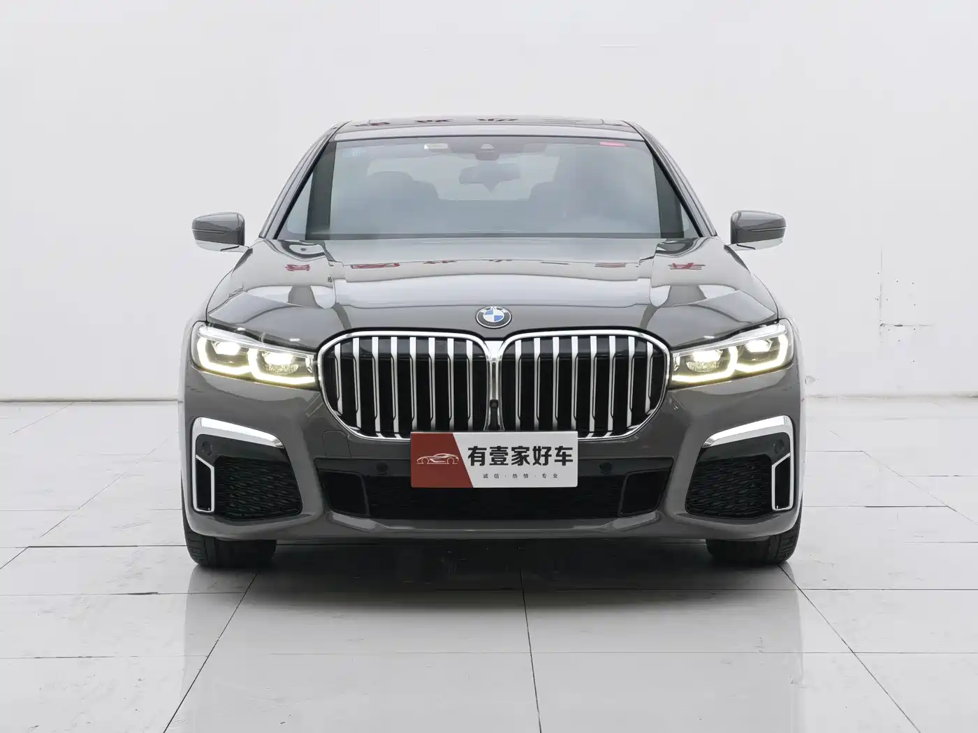 BMW 7 Series 2019 730Li M Sport Package фото 2