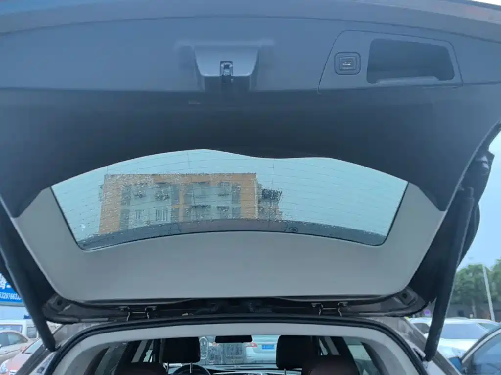Photo 19 - Buick Envision Plus