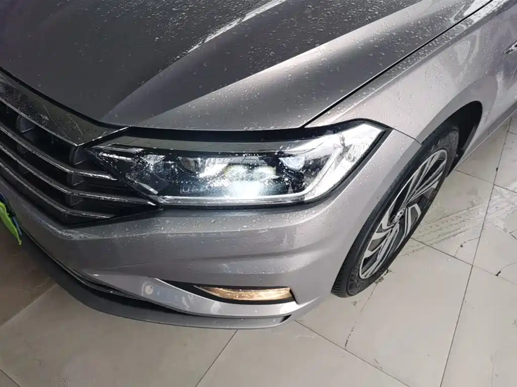 Volkswagen Sagitar 2021 280TSI DSG Surpassing Edition фото 24