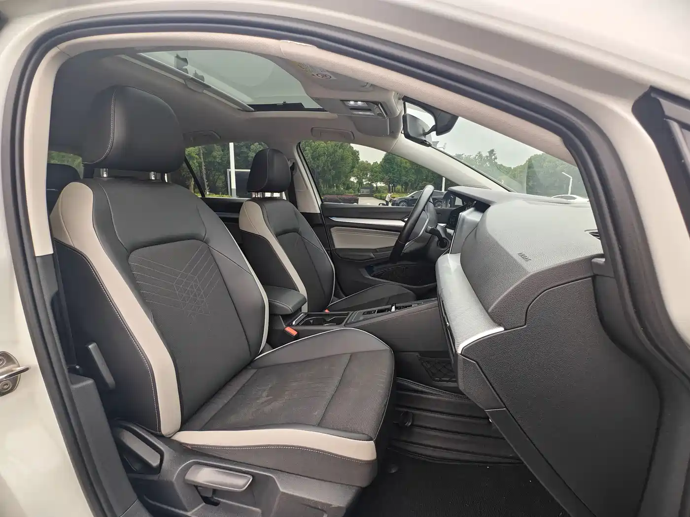 Volkswagen Golf 2021 280TSI DSG Pro фото 10