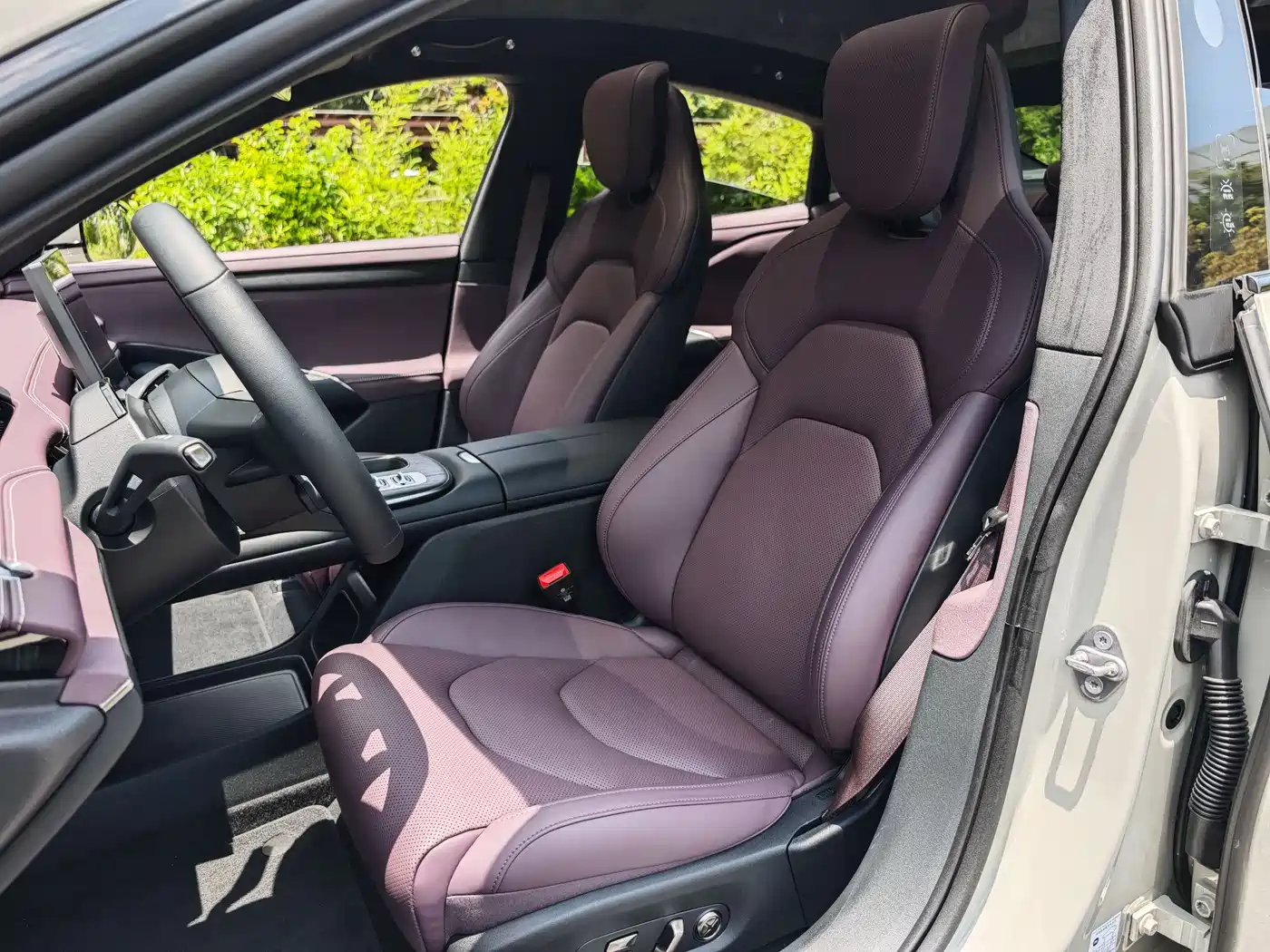Xiaomi Auto Xiaomi SU7 2024 AWD Extended Range Advanced Smart Driving Max Edition фото 13