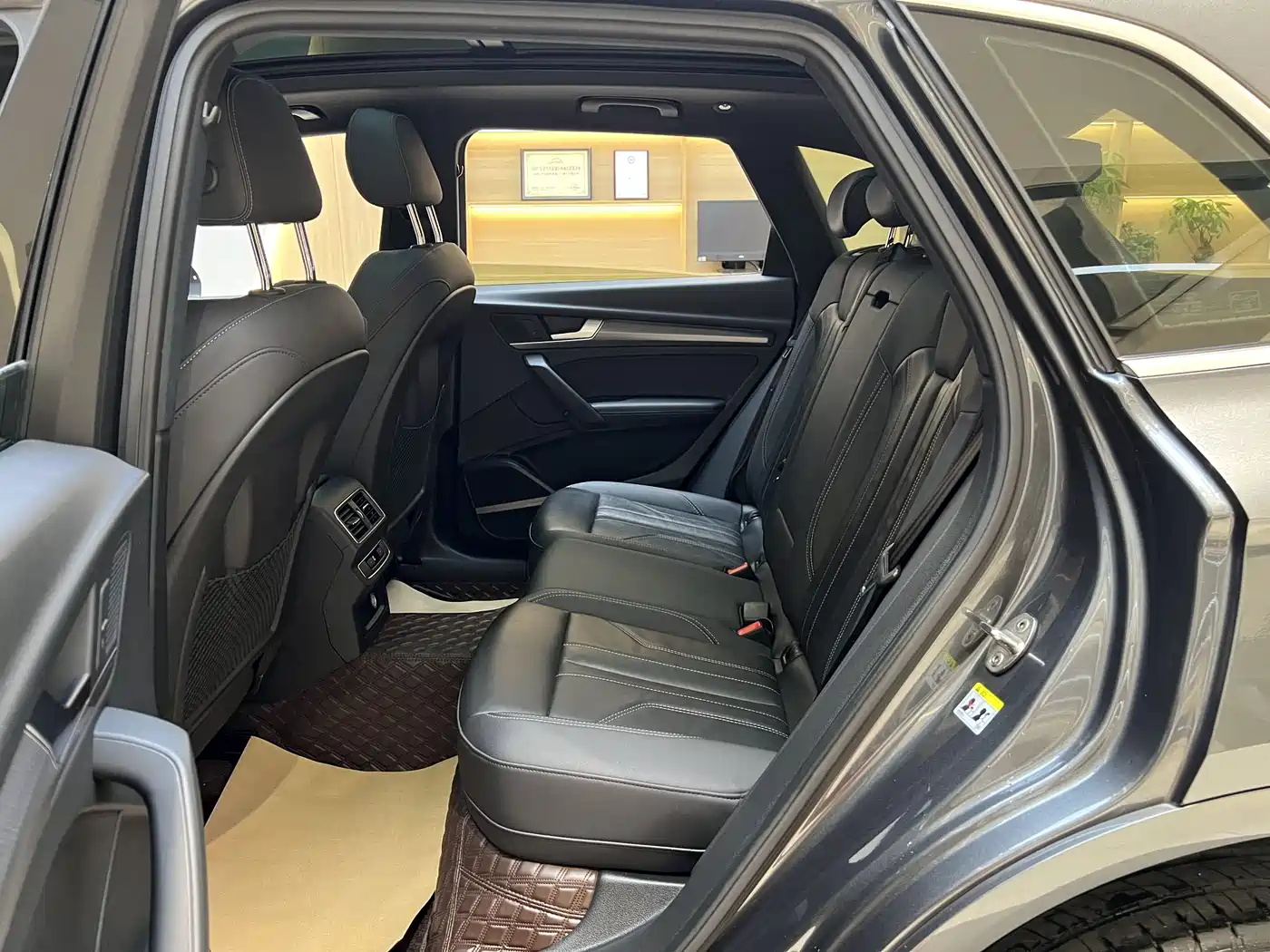 Audi Q5L 2022 45T Luxury Dynamic фото 8