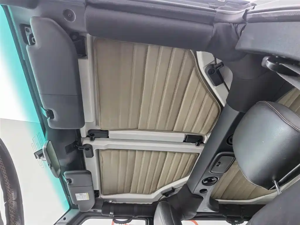BAIC ORV Beijing Offroad BJ40 2016 Model 40L 2.0T Manual 4WD Premium фото 14